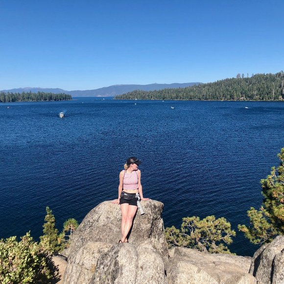 Meet your Posher, Rachel - Picture 3 of 3